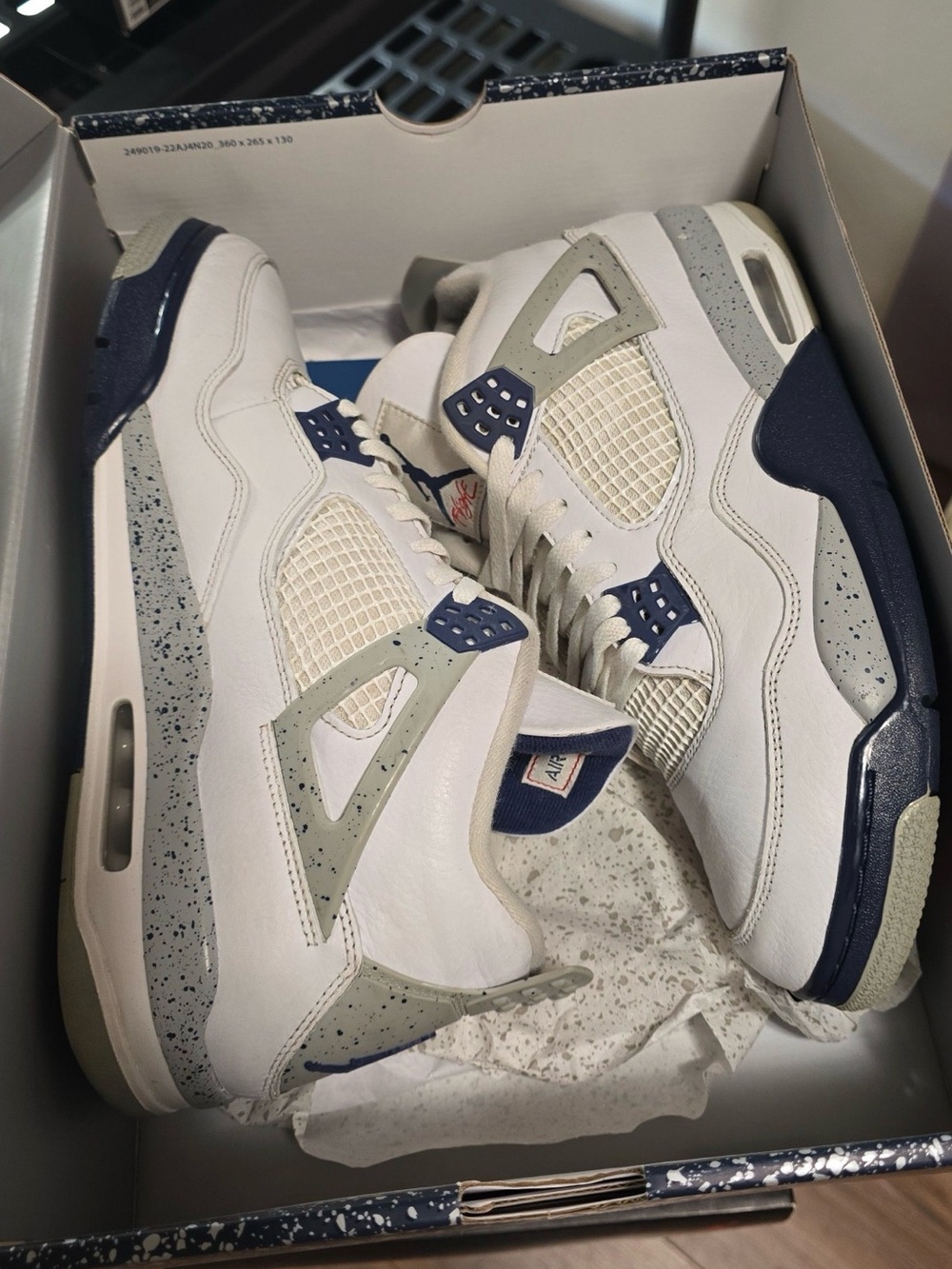 Air Jordan 4 Retro navy